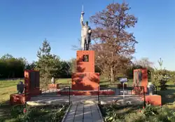 Братская могила советских войнов