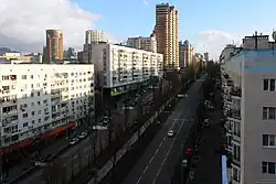 бульвар Леси Украинки от №№ 3 (слева) и 10 (справа)