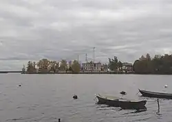 здания Водоканала (Граничная, 18) - вид с Разливной набережной