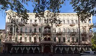 Вид на гостиницу «Бристоль» с улицы Пушкинской, 2019 год