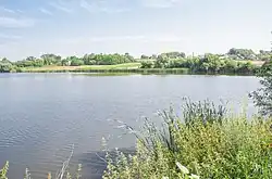 Пруд на реке в селе Ольшанка