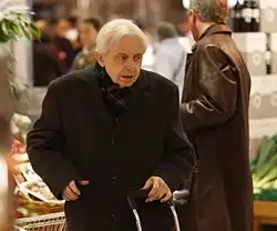 Корнелиус Гурлитт в супермаркете незадолго до смерти