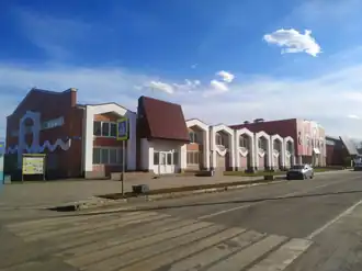 Главный корпус СК «Гучково» (фото с ул. Войкова)