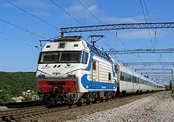 Электровоз ДС3-011 с поездом Харьков — Киев