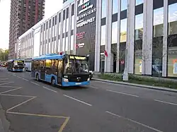 Два автобуса ЛиАЗ-4292.60  синего цвета поставки августа 2022 года[29] в Москве