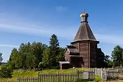 Никольская церковь в посёлке Лявля