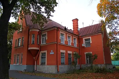 Угловой вид (2015)