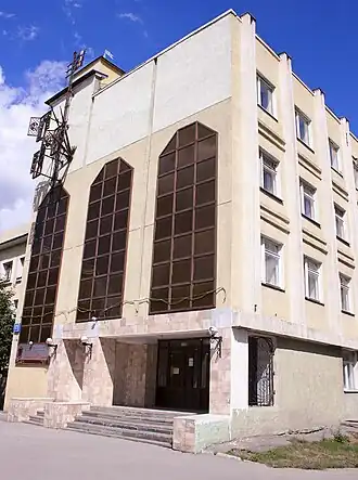 Главный вход лицея