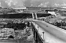 Ереванский коньячный завод и мост Победы, 1952.jpeg