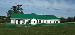 Здание начальной школы и ФАП