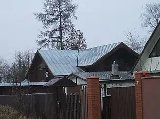 Дом, выстроенный на месте дачи Михаила Зощенко на Полевой улице