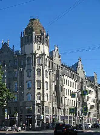 Угловой фасад, 2019