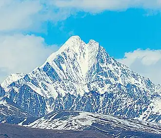 Вид на гору от села Джазатор