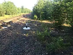 Разобранный боковой путь. Вид в сторону ст. Салми.