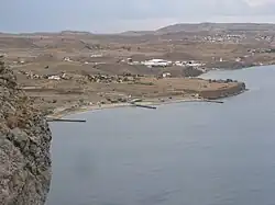 Западная часть Капсельской бухты и мыс Француженка