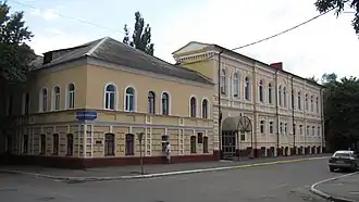 Бывшее здание гимназии в 2011 году