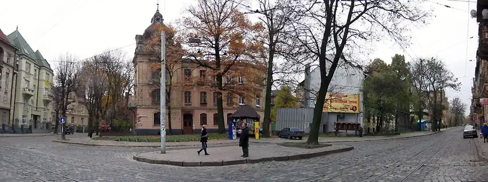 Перекресток улиц Чупринки (бывшая Пушкина) и Киевской (так называемый Крест)