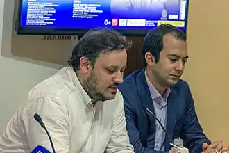 Антон Лубченко (слева) и Гайк Казазян на пресс-конференции в Сочи, 2019