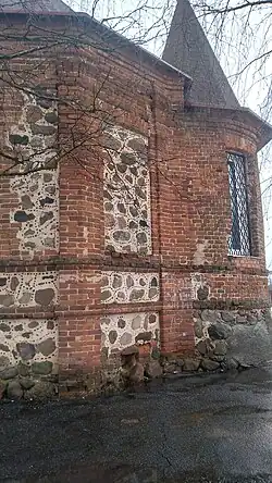 Кладка крупным планом (2021)