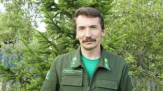 Старший участковый лесничий (Московская область) в летней повседневной форме с петличными знаками различия.