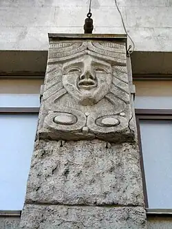 Маскарон на доме Сагалова