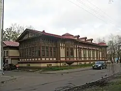 Особняк Н. О. Шарвина, вид с улицы Логинова