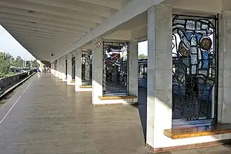 Станция метро «Лесная»