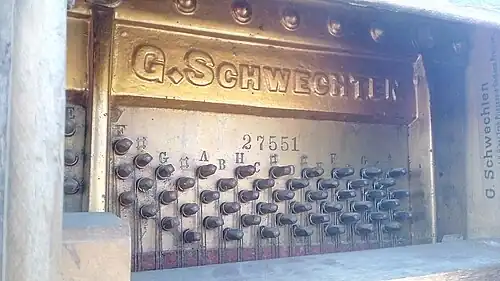 Клеймо на раме пианино