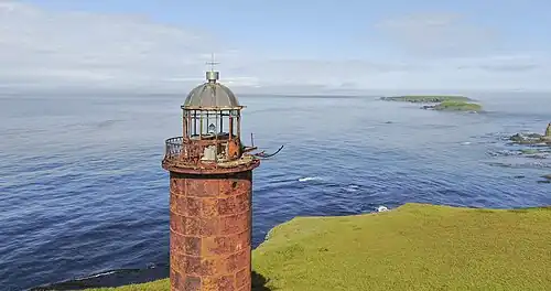 Маяк построен по типовому проекту 1960-х годов и отражает дух XX века