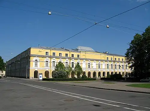 Новобиржевой гостиный двор