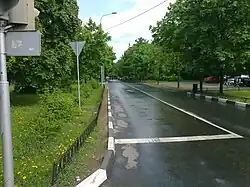 Улица Чугунные Ворота, вид от улицы Академика Скрябина