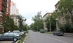 Улица Маршала Вершинина. Вид от улицы Расплетина на восток.