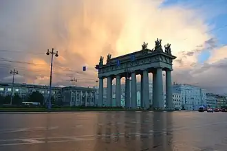 Московские триумфальные ворота