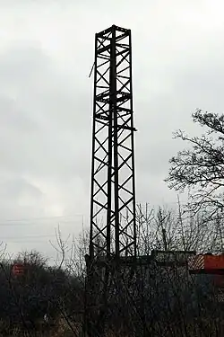 Единственная опора станции. 30 апреля 2013 года.