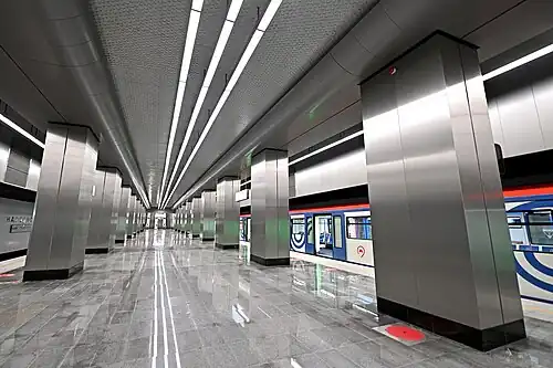 Станционный зал