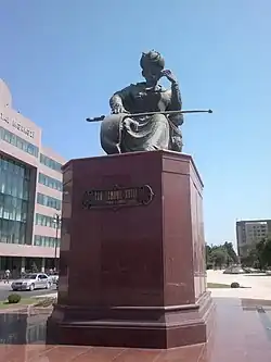 Памятник Шаху Исмаилу Хатаи в Баку (совместно с З. Мехтиевым)