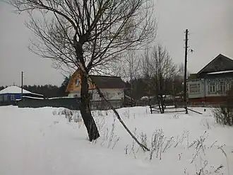 Строящийся дом