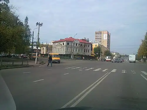 Перекресток улицы Боевиков и проспекта Ленина