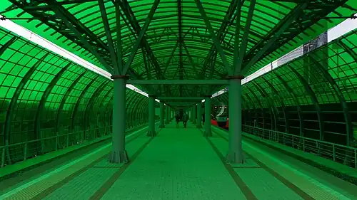 Пассажирская платформа. Вид в сторону станции  ШелепихаШелепиха