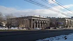 Кинотеатр имени 30-летия ВЛКСМ на Площади Восставших
Объект культурного наследия России регионального значениярег. № 741731302430005 (ЕГРОКН)объект № 7400002000 (БД Викигида)