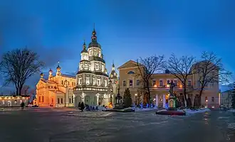 Вид на Озерянскую церковь, Покровский собор с колокольней и Архиерейский дом