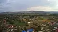 Вид с воздуха на село и окружающий ландшафт