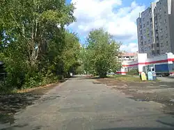 между Столярным переулком и улицей 10 Августа