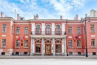 Вид дома Абамелек-Лазарева со стороны Миллионной улицы