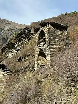 Средневековый склеп (погребальное сооружение)