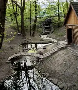 Ручей на территории зоопарка