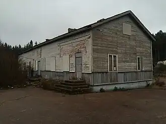 Бывшее пассажирские здание.