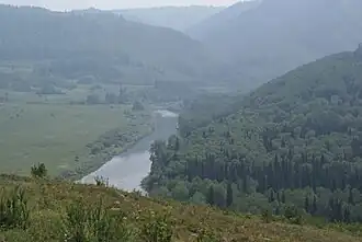 Вид на реку Белую с вершины горы "Алтай".