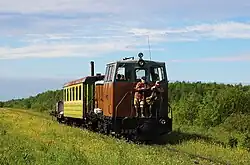 ТУ6А-3809 с рабочим поездом