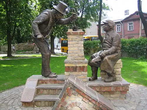 Памятник трубочисту и каменщику